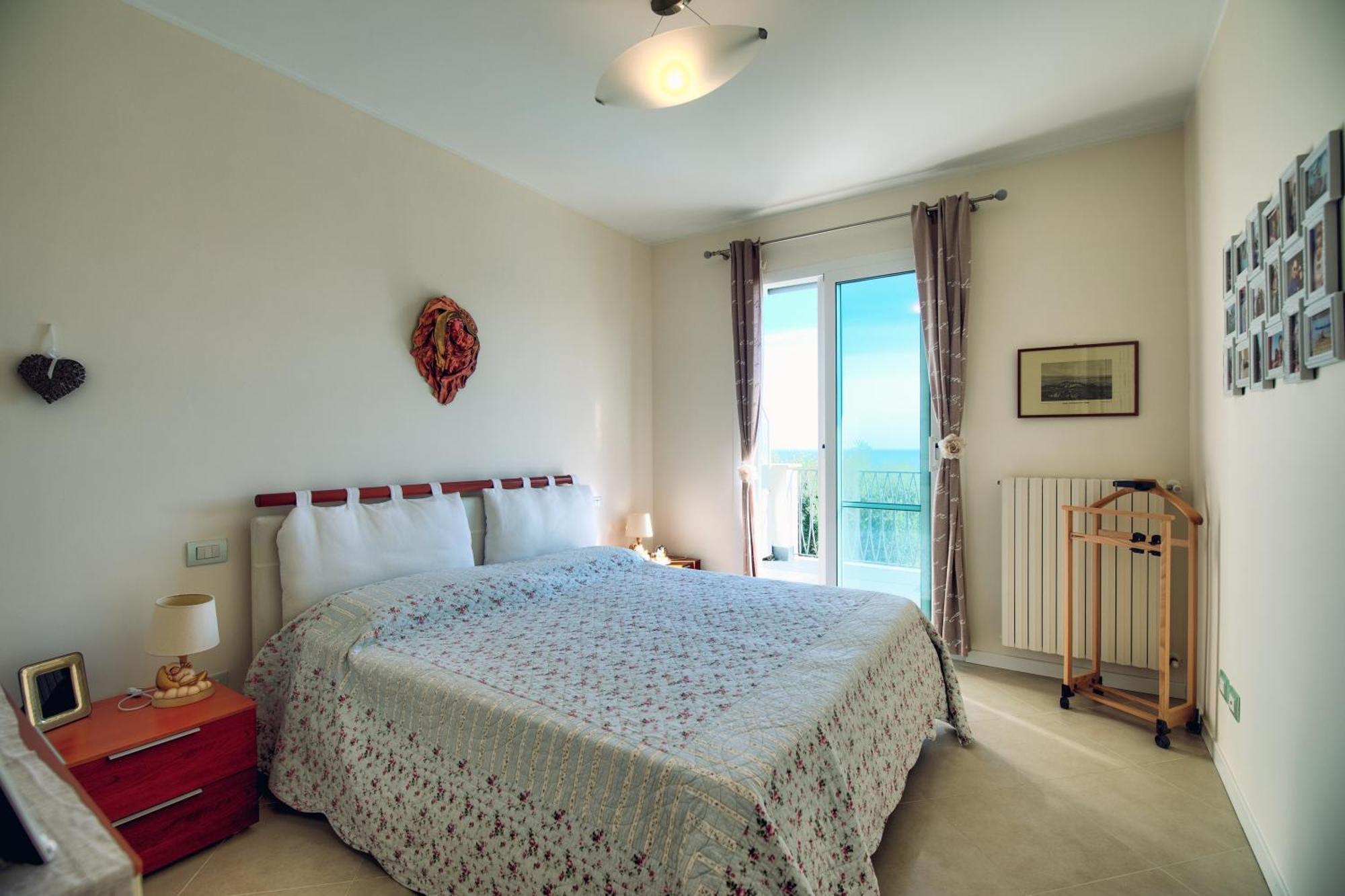 Villa Lucia Riviera Dei Fiori Pool - Happy Rentals サンレモ エクステリア 写真