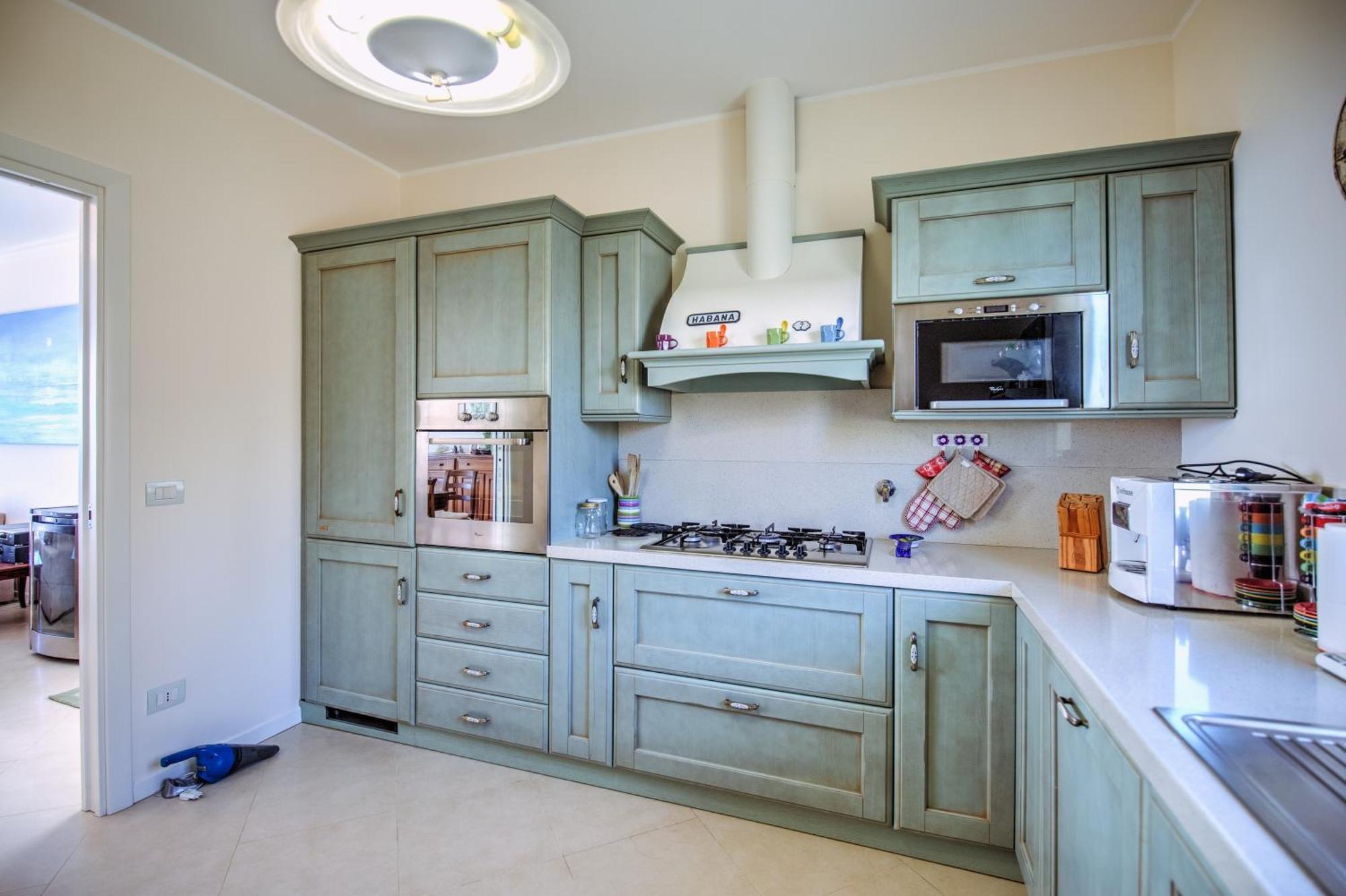 Villa Lucia Riviera Dei Fiori Pool - Happy Rentals サンレモ エクステリア 写真